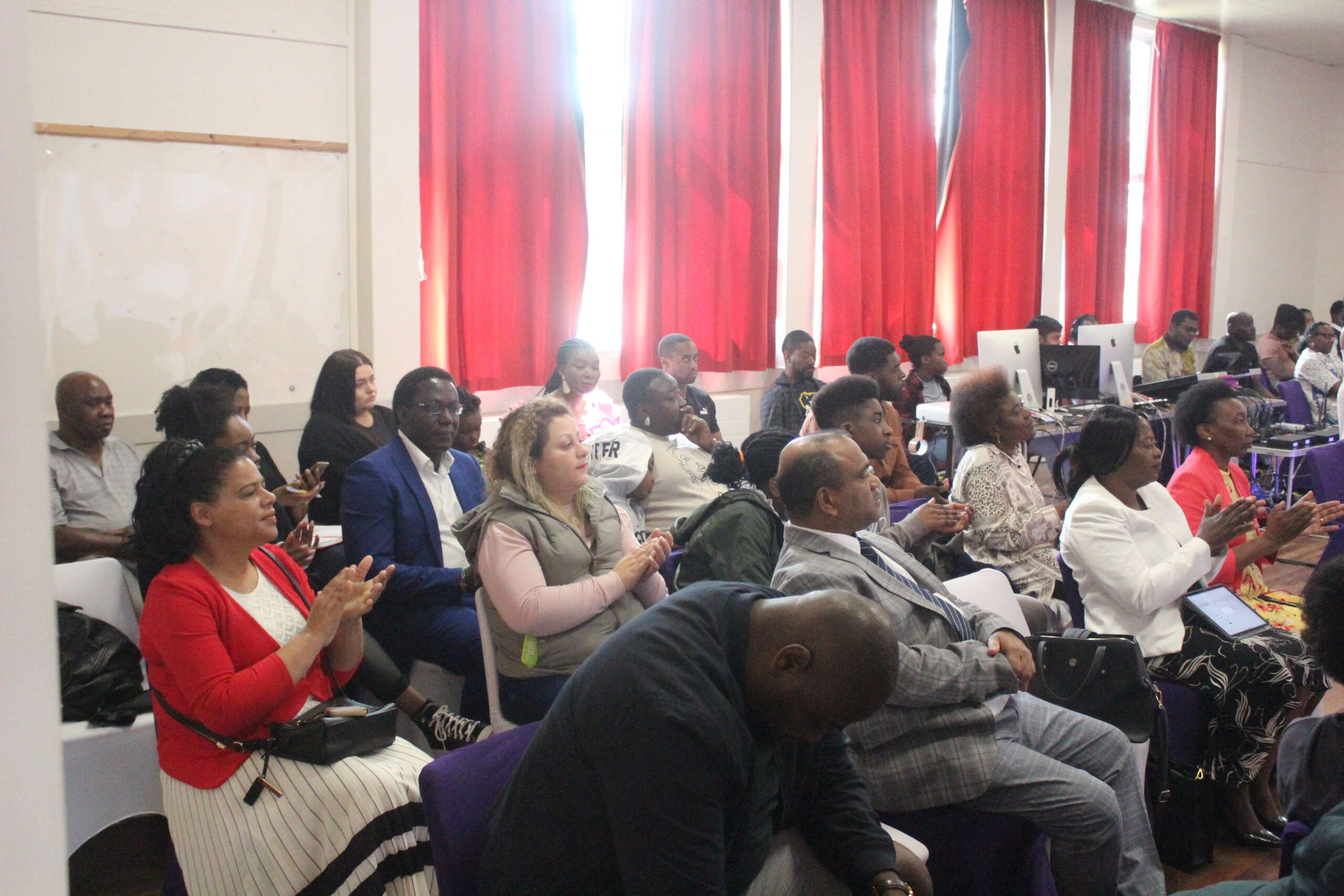 How many churches are in Crawley? Solution Chapel International