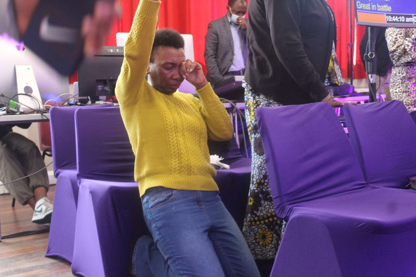 "HEALING SUNDAY PICTURES AT SOLUTION CHAPEL INTERNATIONAL, CRAWLEY"